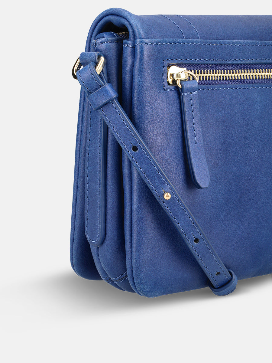 #color_FLASH BLUE