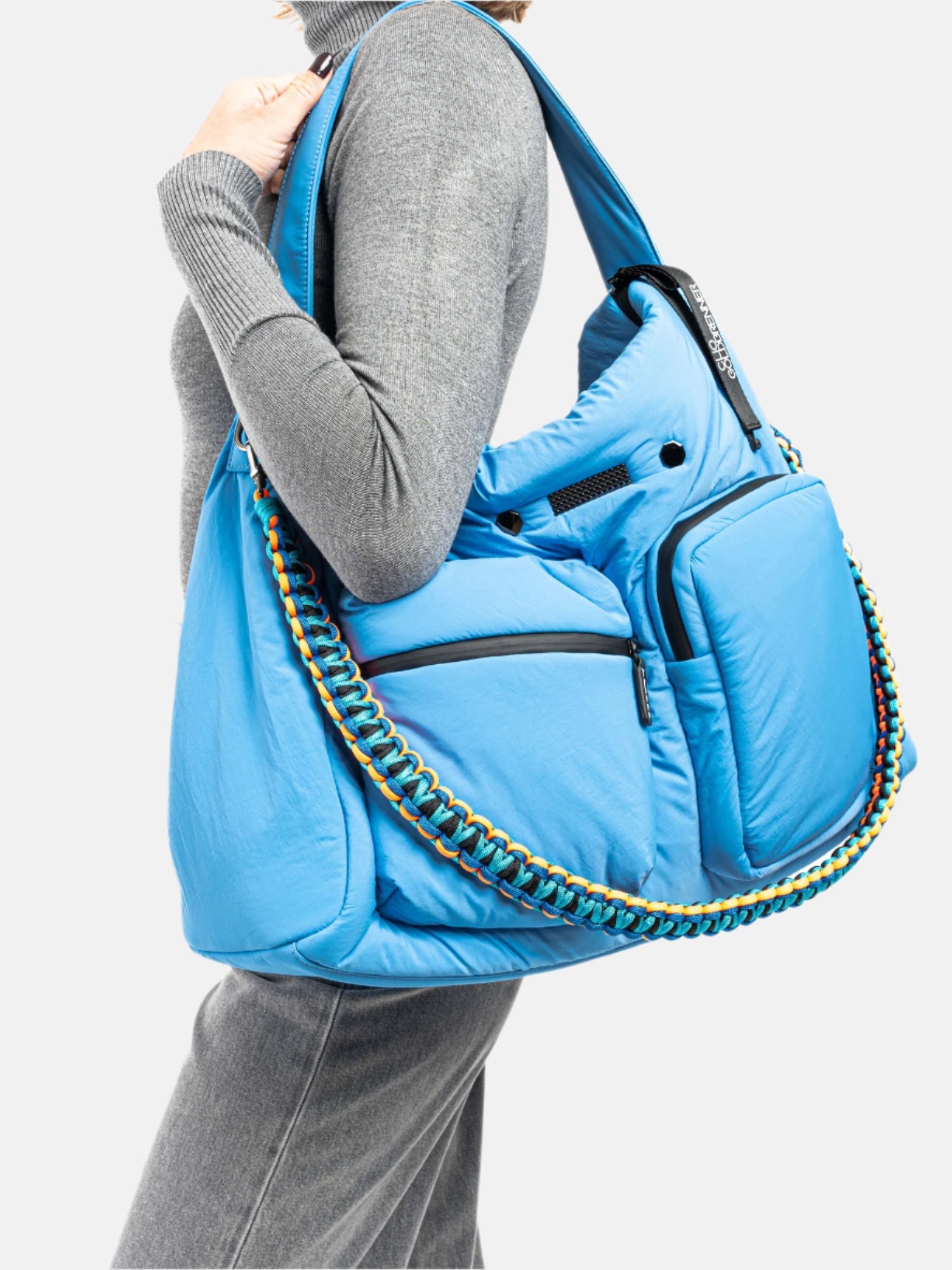 #color_ELECTRIC BLUE