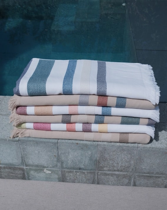 Mia Zia - Linge de Plage Haut de Gamme - Fouta Handdoek - Het "Blauwe" Thema op een Witte Achtergrond