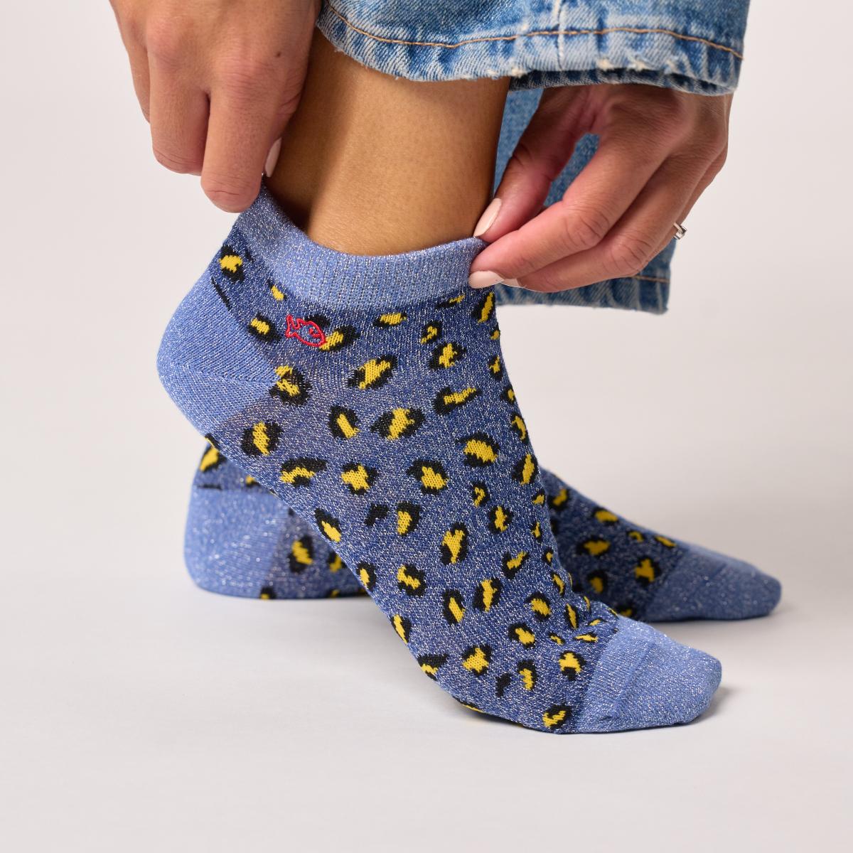 Enkelsokken met dierenprint van gekamd katoen - Luipaard, marine en geel - Blauw