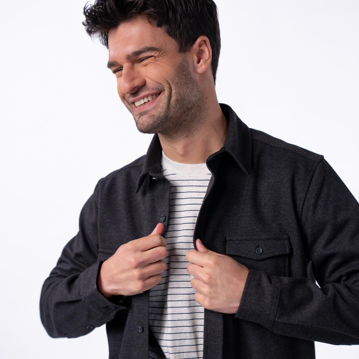 Kreukvrij gebreid overshirt - Zwart