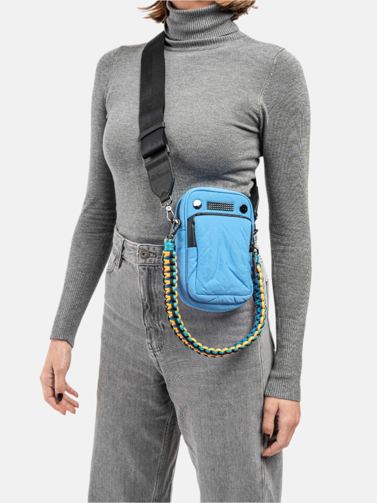 #color_ELECTRIC BLUE