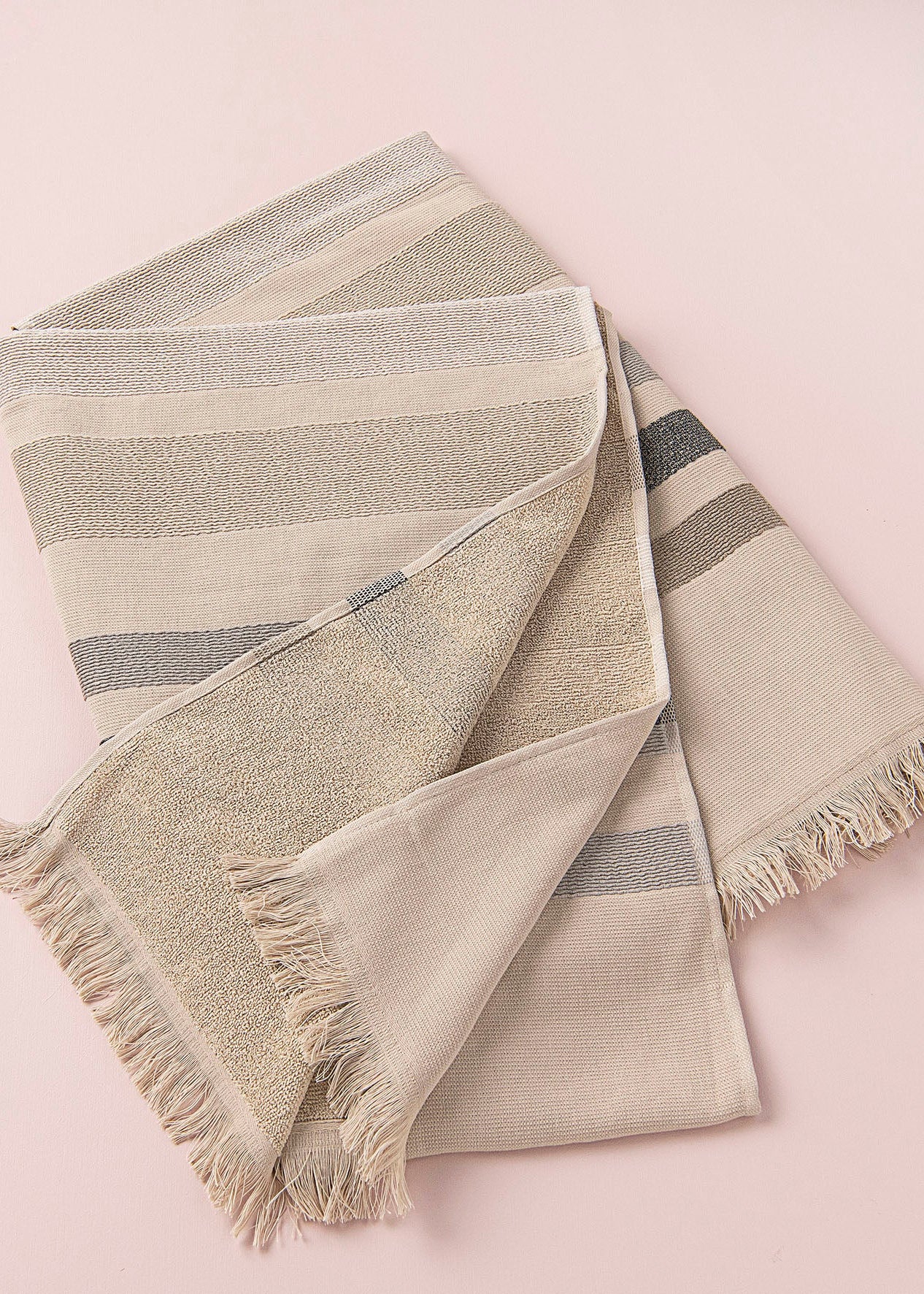 Mia Zia - TipyLinge de Plage Haut de Gamme - Fouta Handdoek - Het thema "Tipy" Ficelle achtergrond
