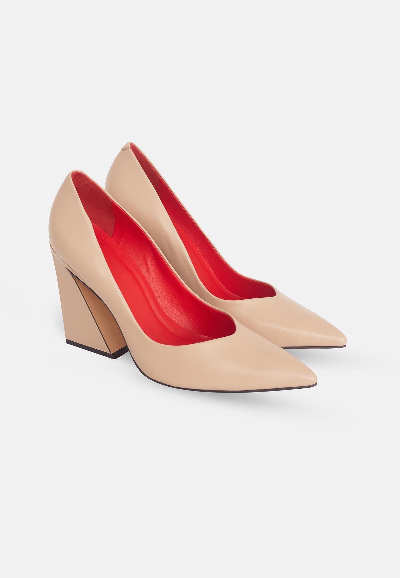 Maraca Pumps met Blokhak - Verhoog Uw Stijl met Comfort - Beige
