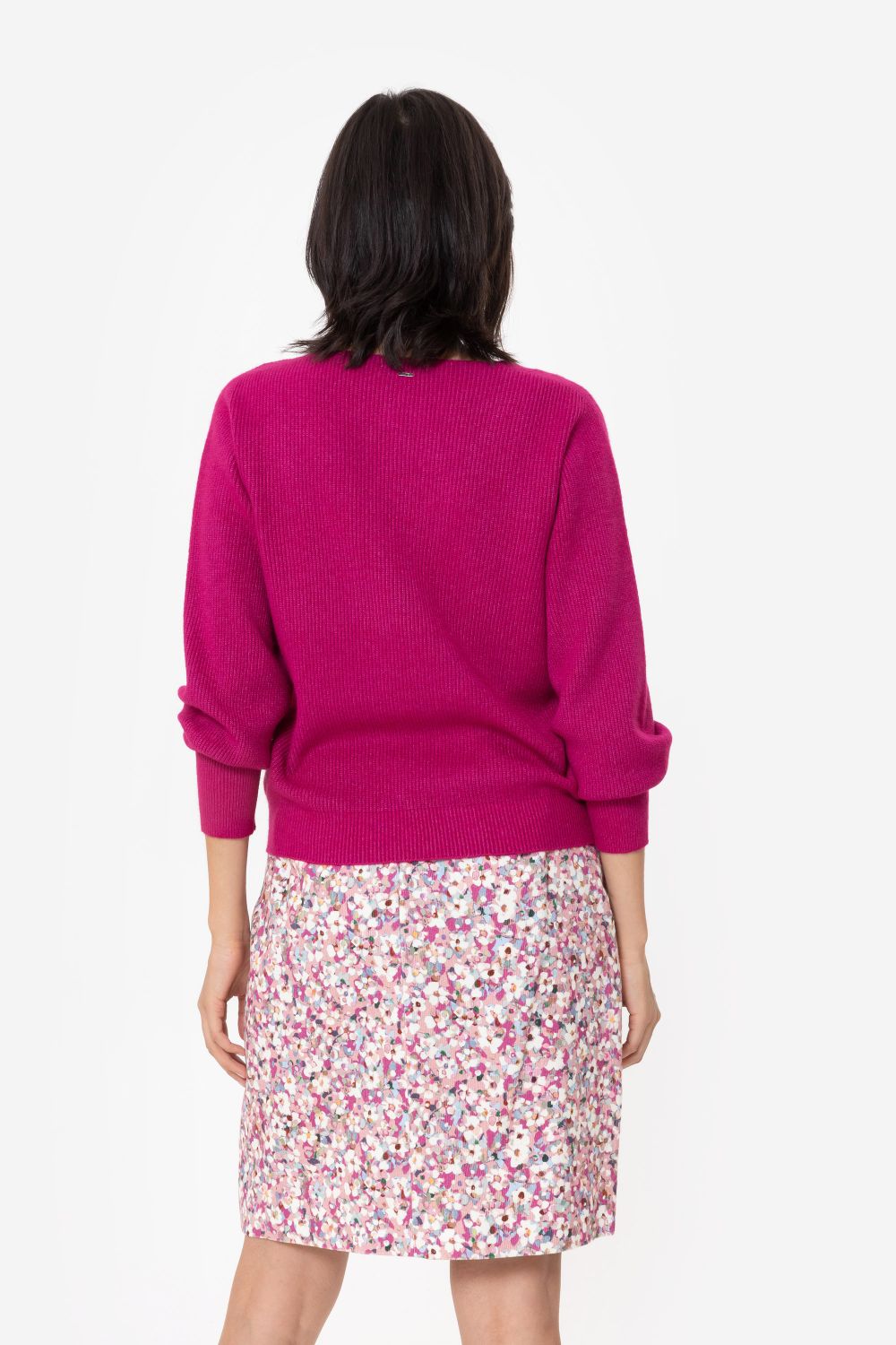 Kort rokje van fijn ribfluweel met roze bloemenprint