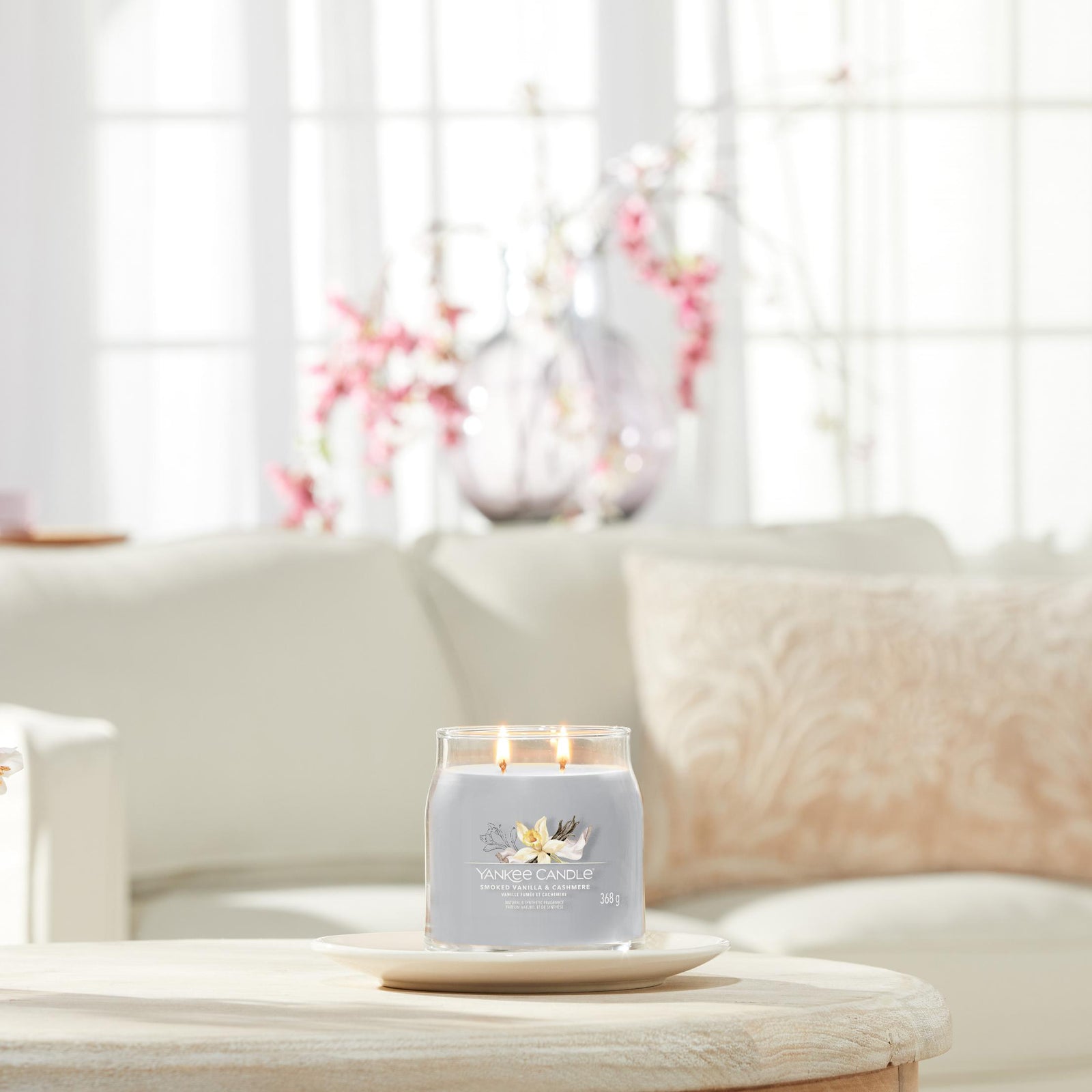 YC Smoked Vanilla & Cashmere Signature Medium Jar