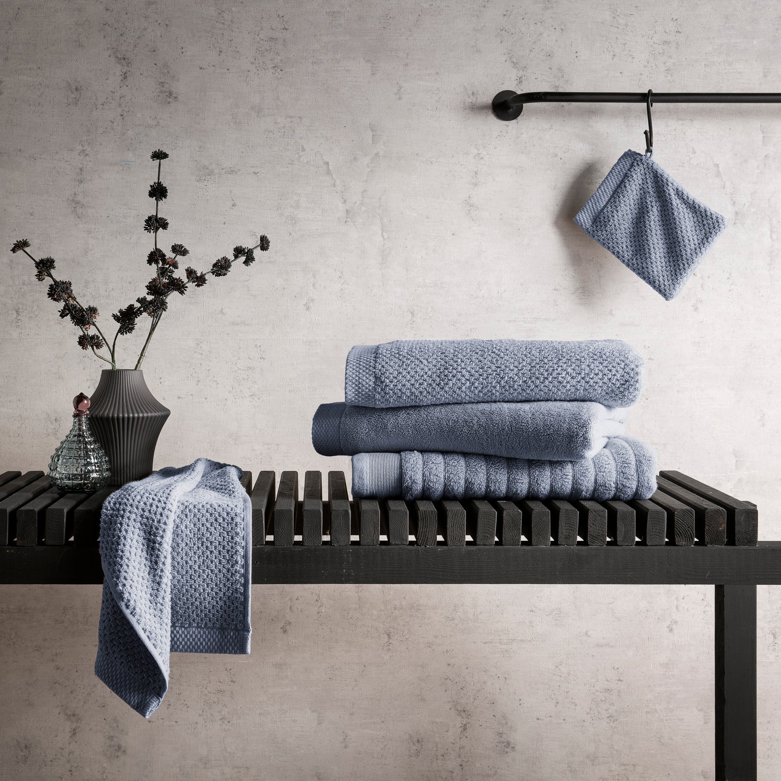 Heckettlane - Prestige Insignia Blue