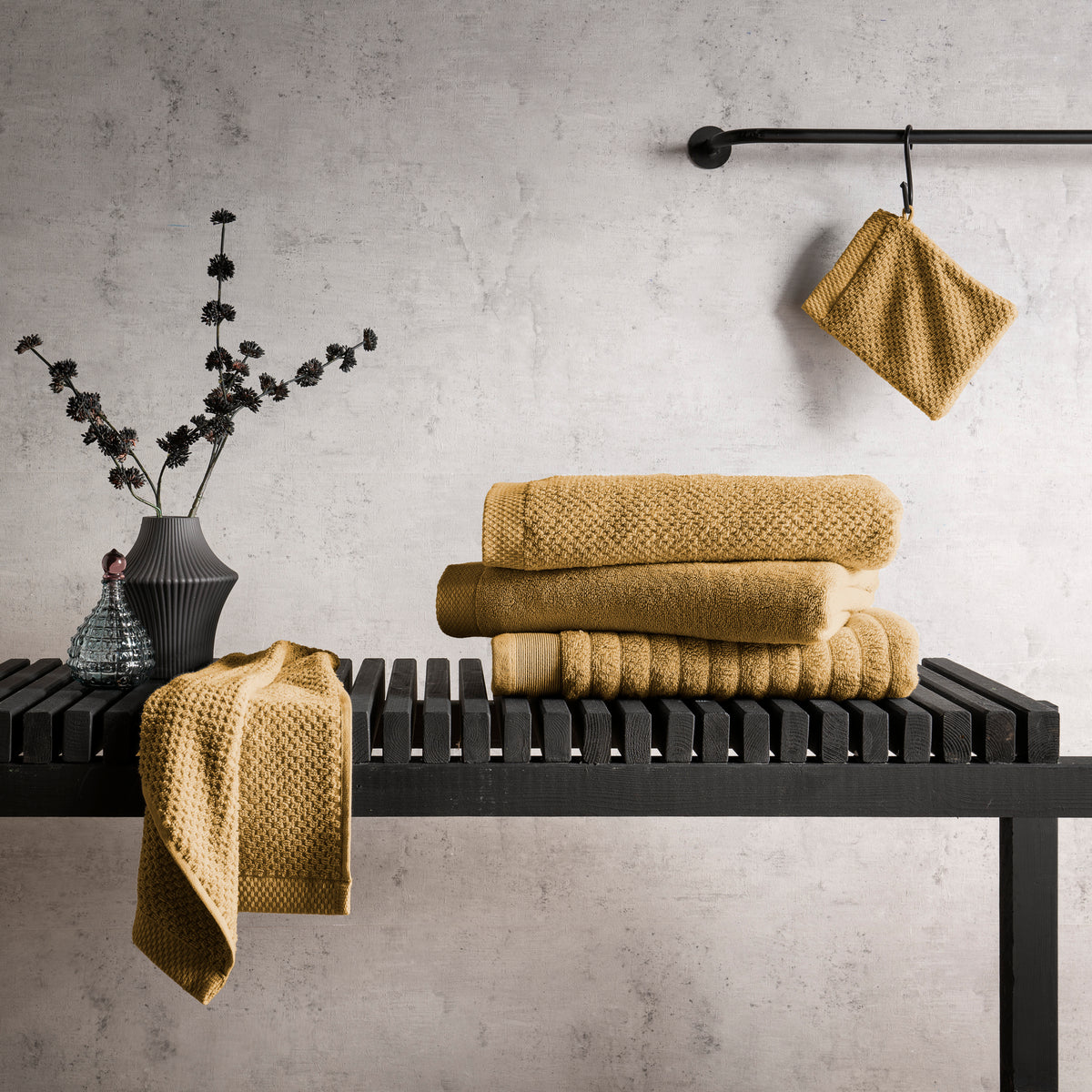 Heckettlane - Prestige Ochre Yellow