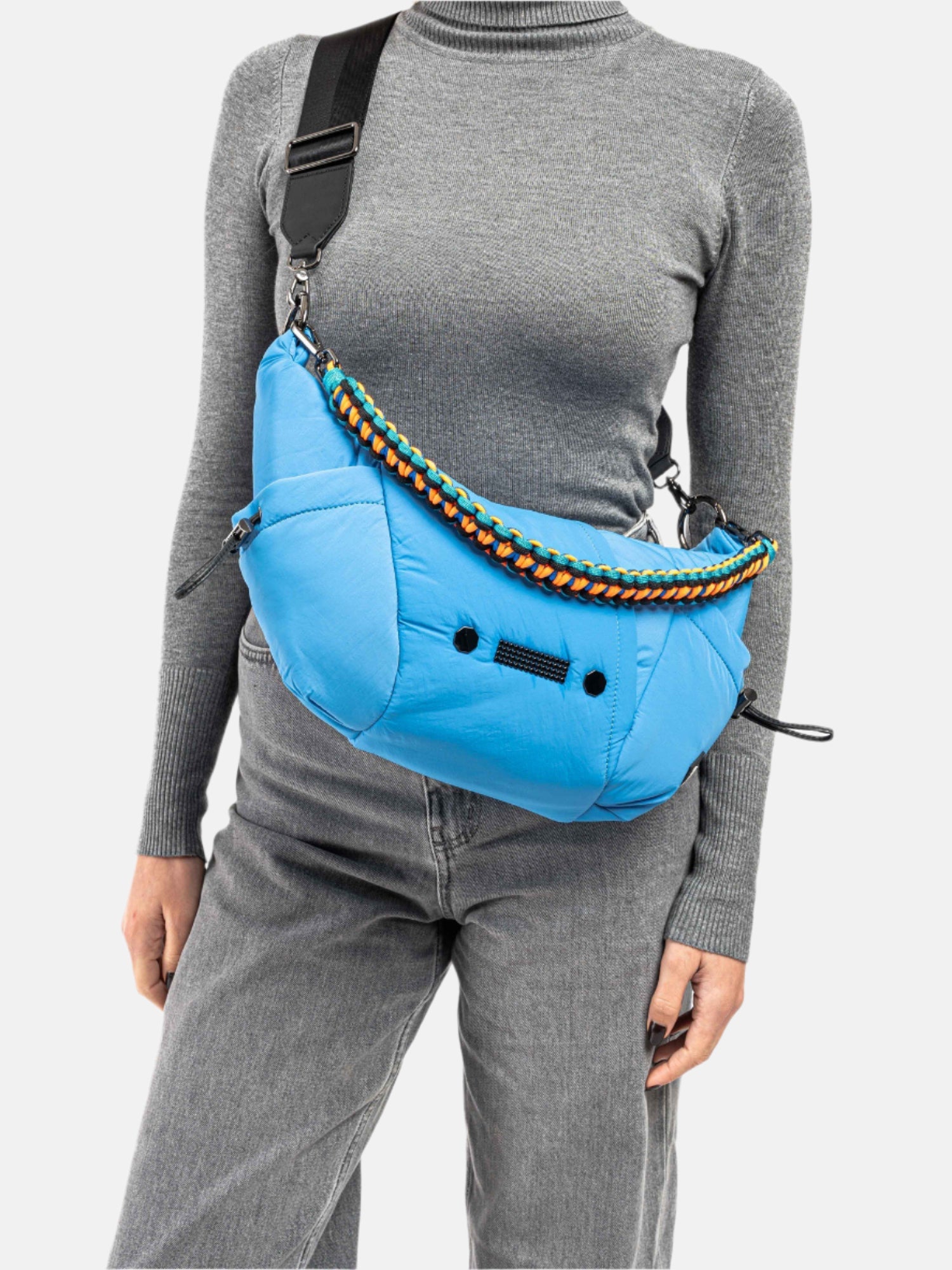 #color_ELECTRIC BLUE