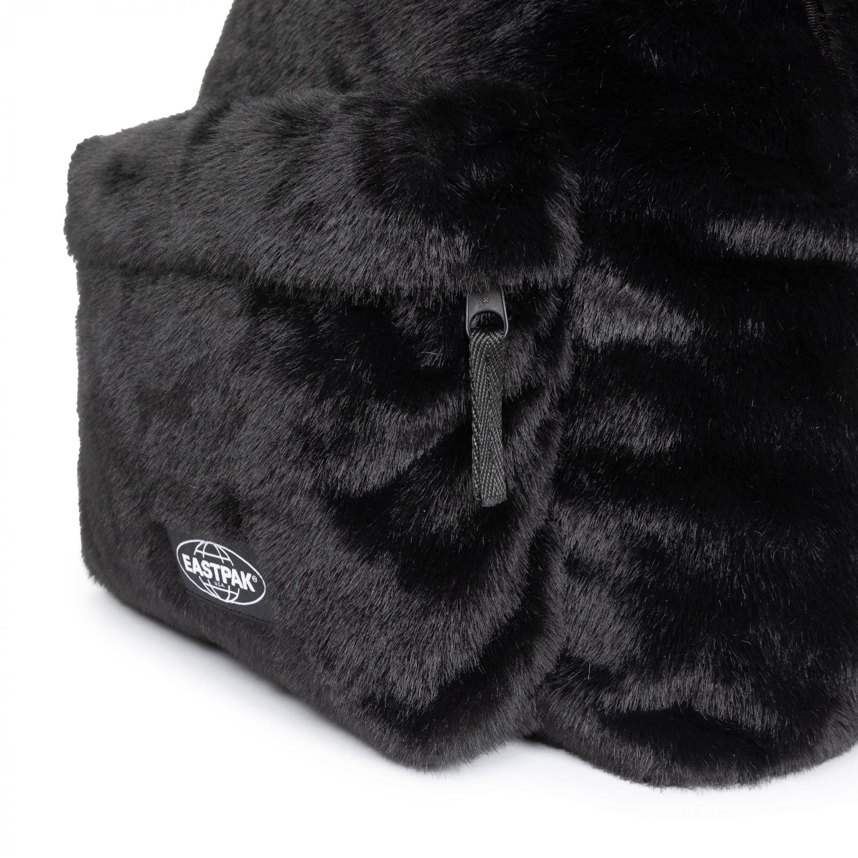 Padded Pak'R Fuzzy Black