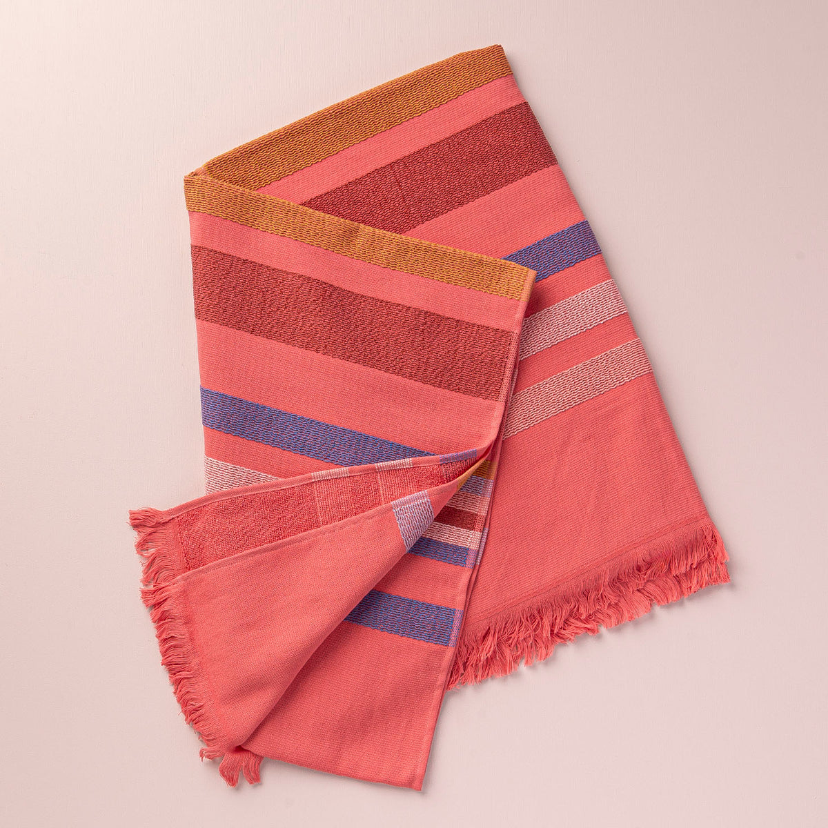Mia Zia - Linge de Plage Haut de Gamme - Fouta Handdoek - "Tichka" Thema pêche achtergrond