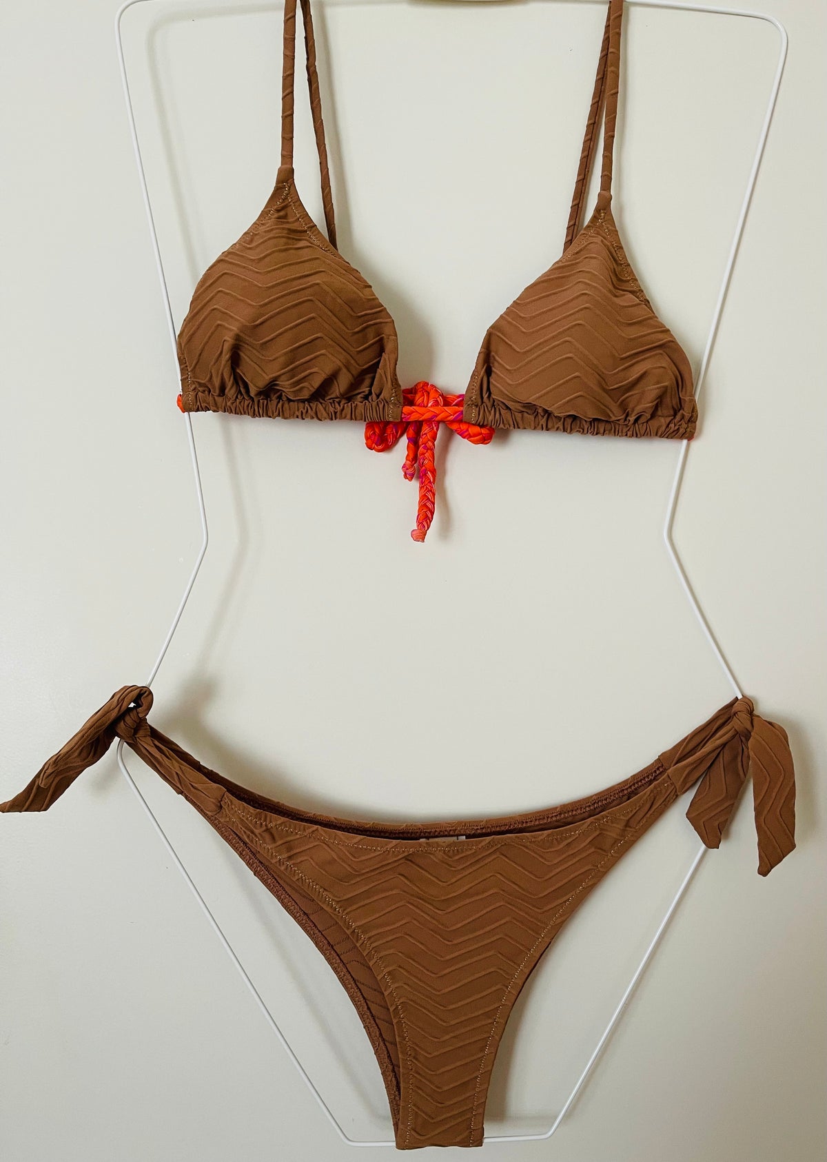 Triangel - Moana - Oranje Gevlochten Kameel