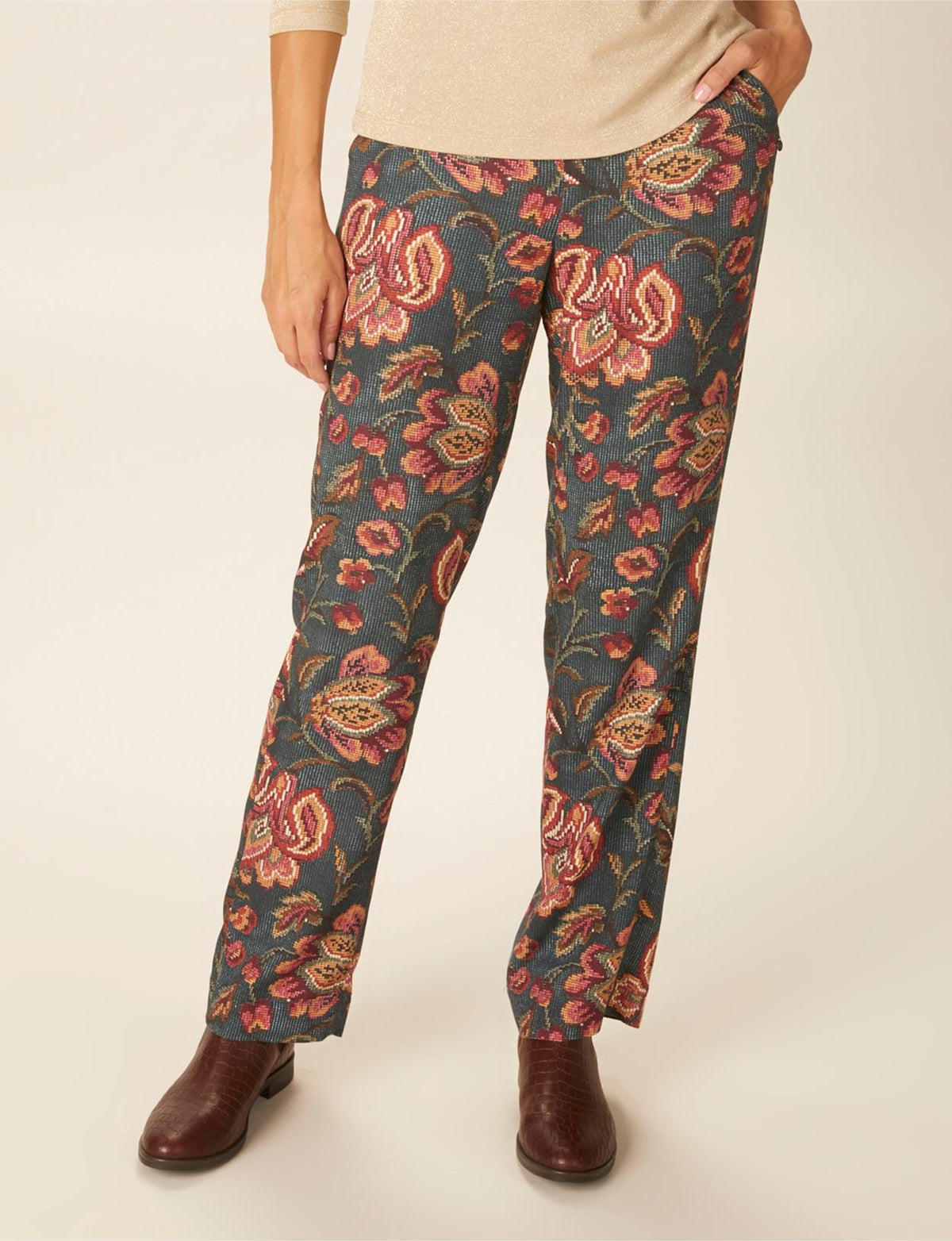 Viscose Pants In Green - Groen