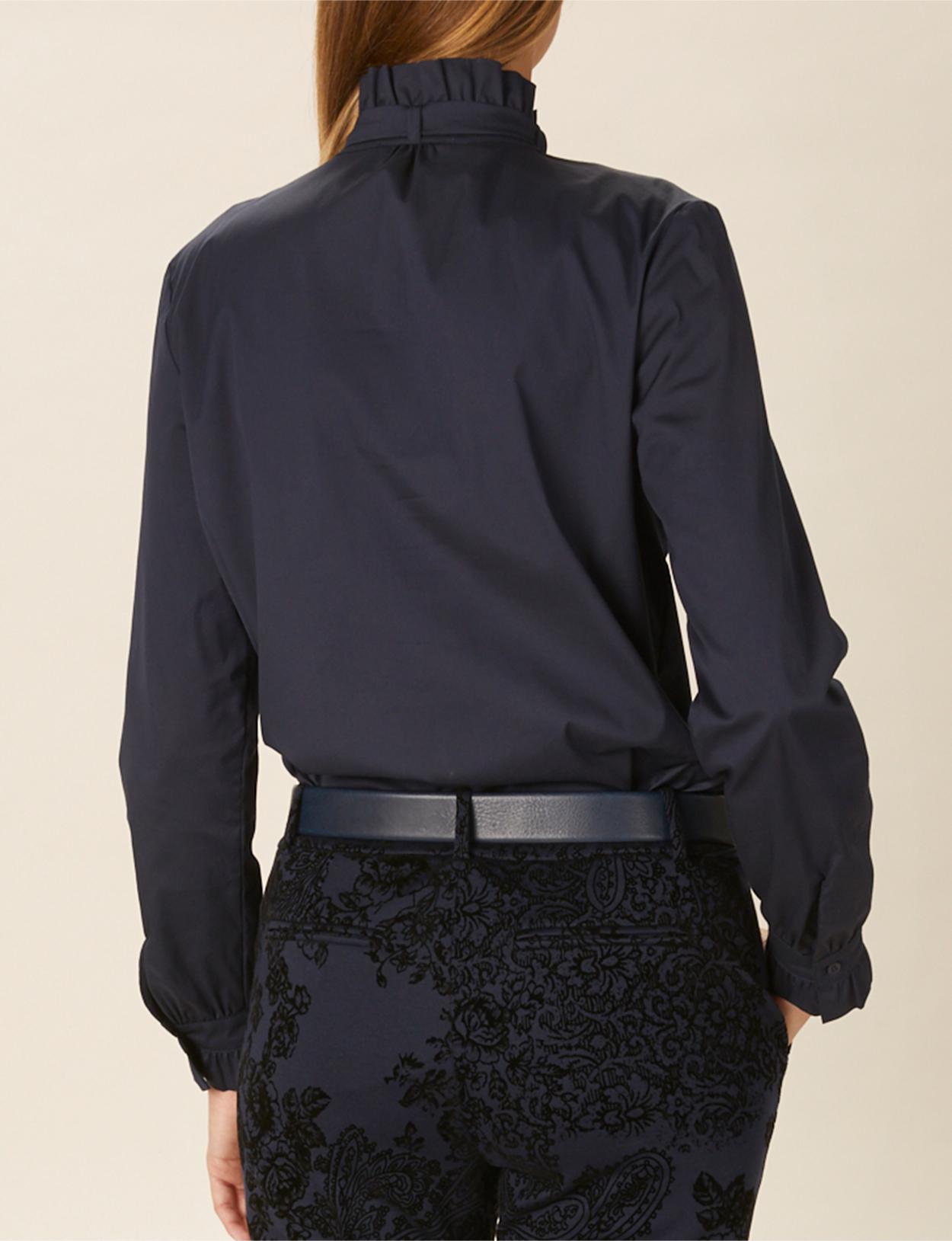 Cotton Bow Tie Shirt In Blue - Blauw