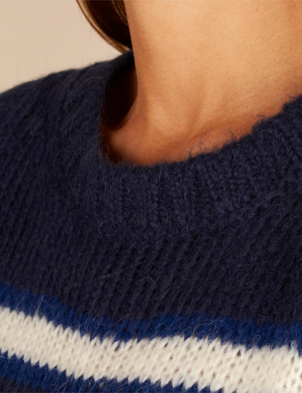 Striped Pullover In Blue - Bleu