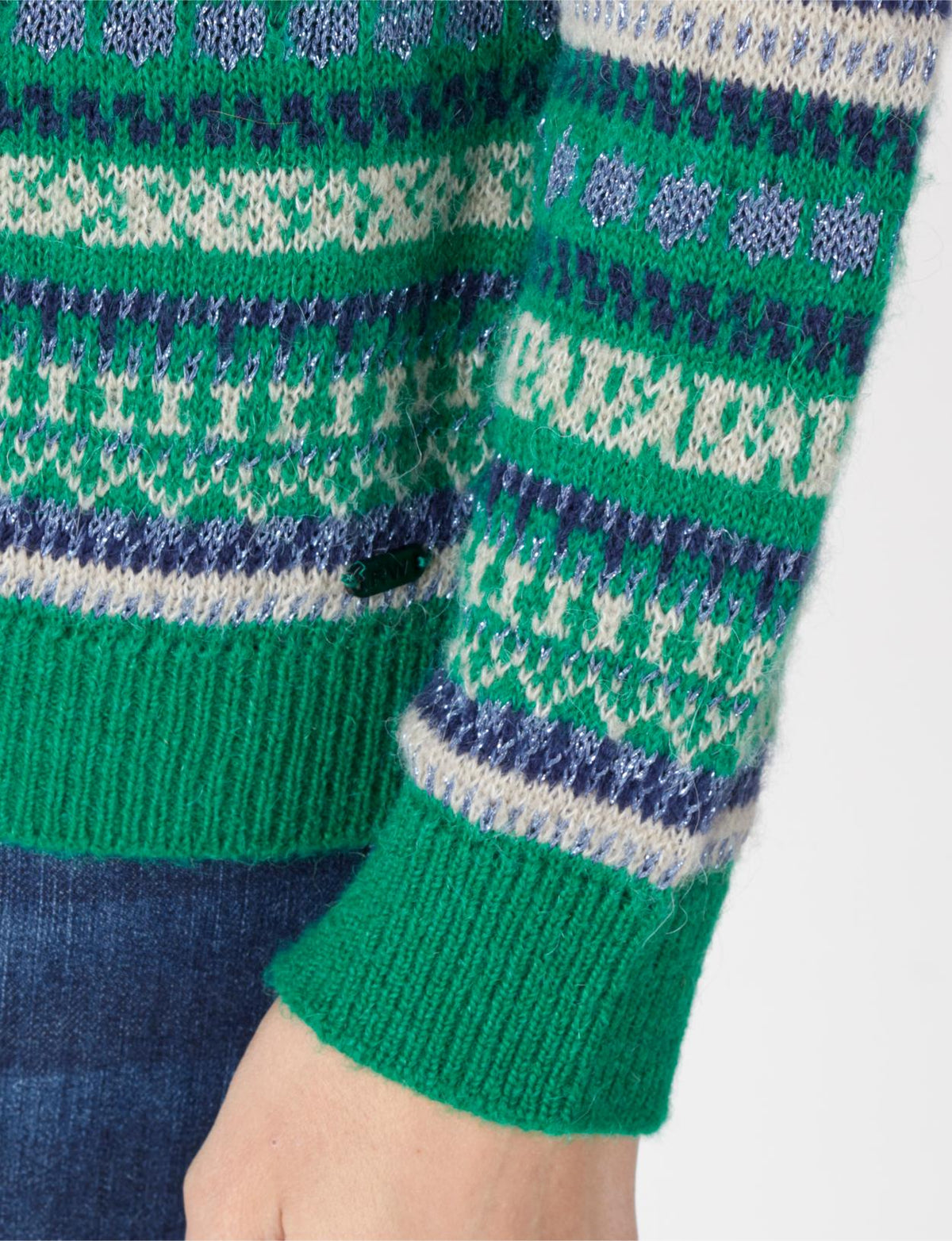 Turtle Neck Jacquard Pullover In Green - Groen