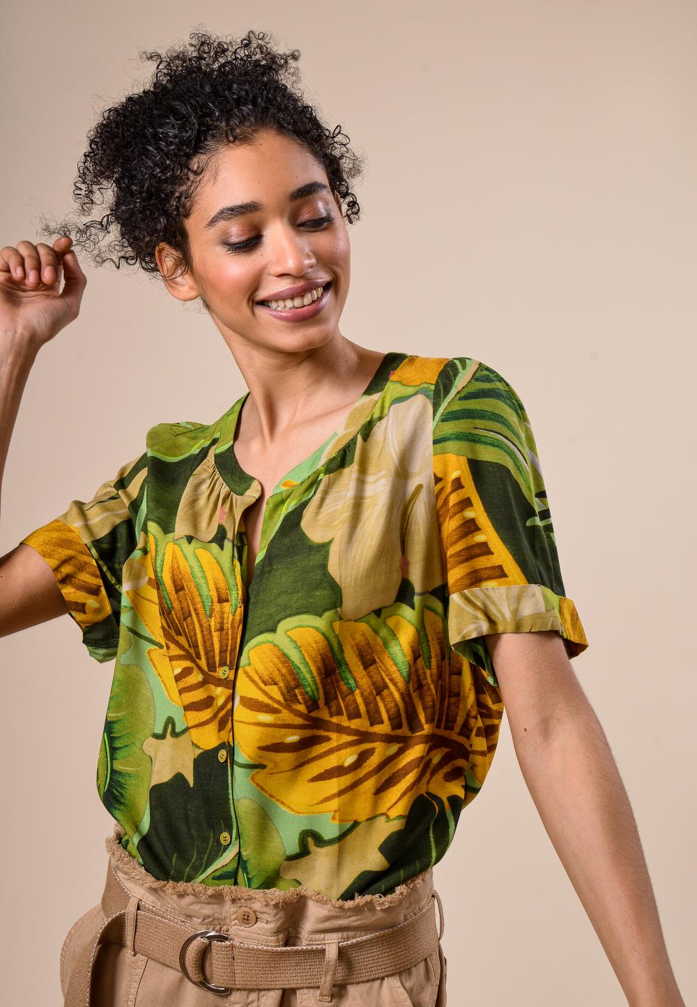 Rolled-up sleeves shirt in Green - W