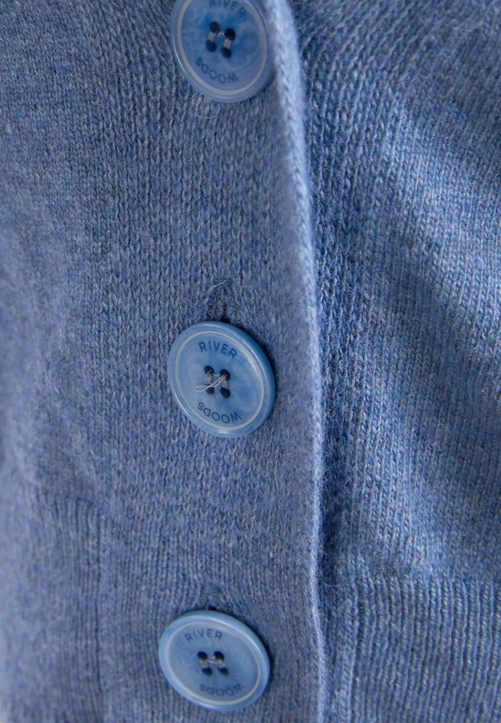 Basic V-Neck Cardigan In Blue - Blauw