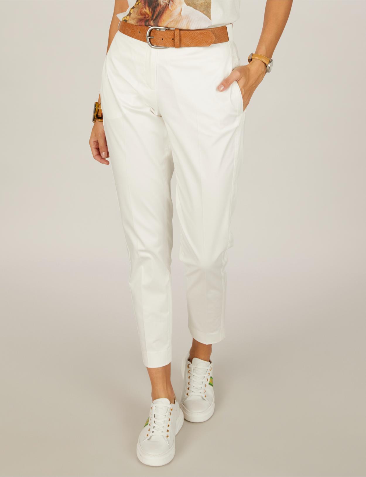 White Chino Pants In - Wit