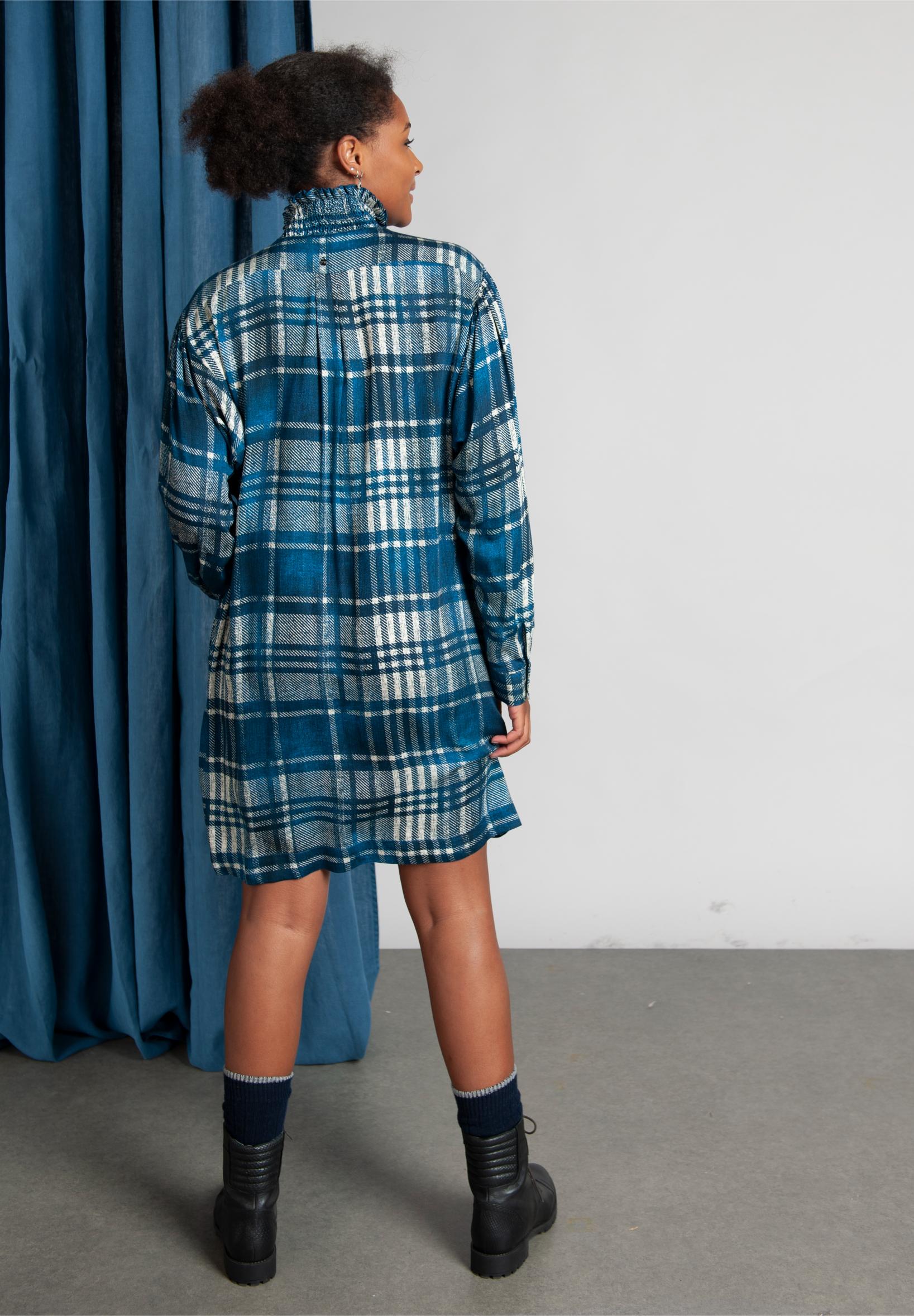 Straight Viscose Dress In Multi - Meervoudig