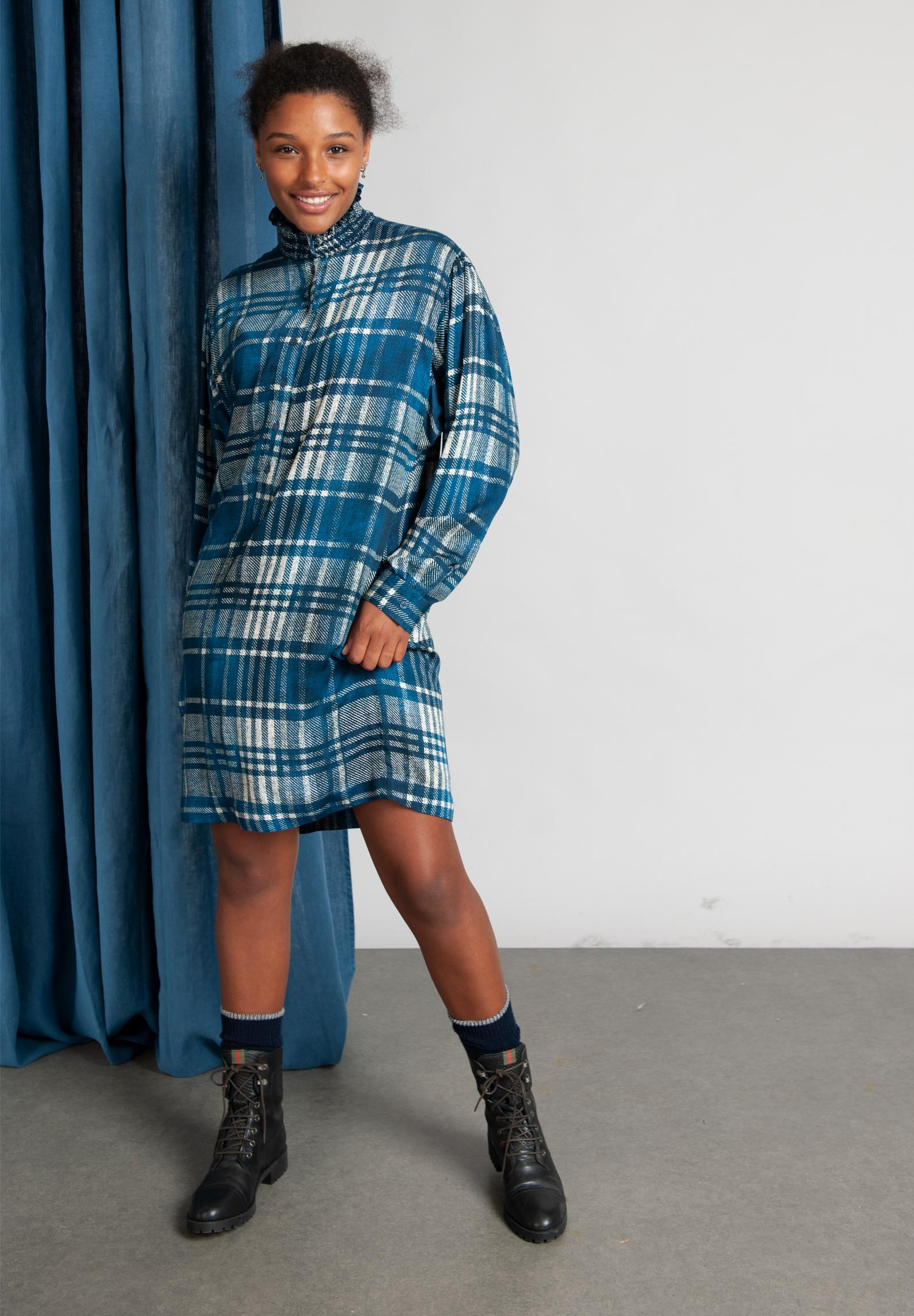 Straight Viscose Dress In Multi - Meervoudig