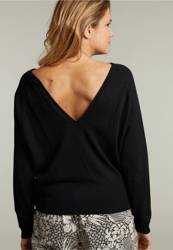 Black Deep V-Neck And V-Back Pullover - Noir