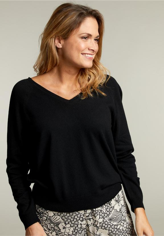 Black Deep V-Neck And V-Back Pullover - Zwart