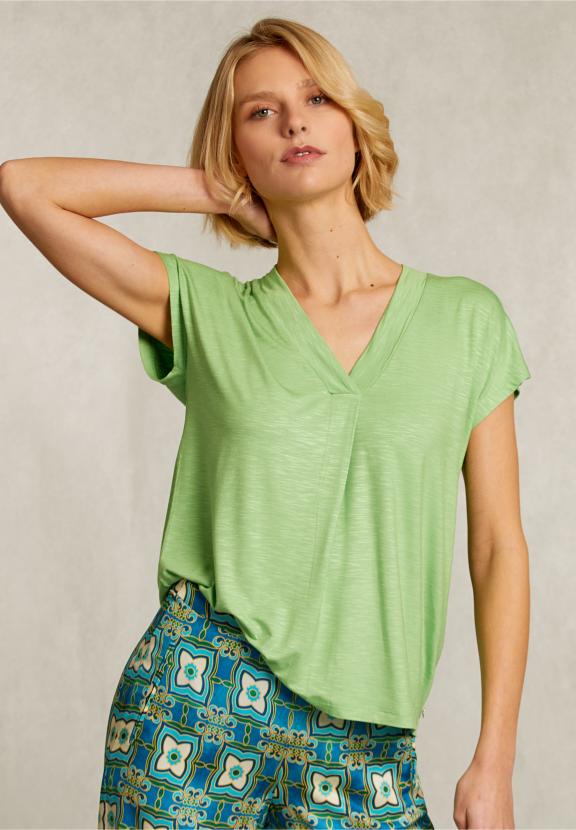Green V-Neck T-Shirt Short Sleeves - Groen
