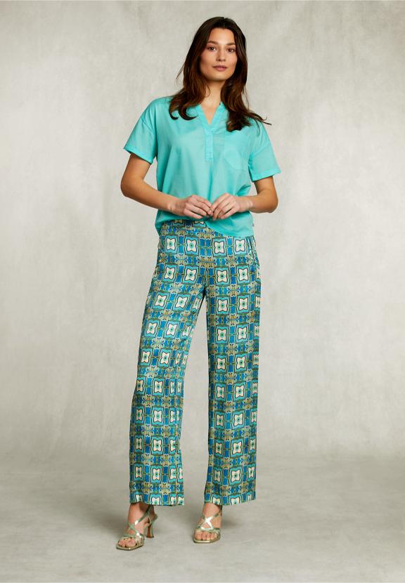 Turquoise V-Neck Blouse With Pocket - Groen