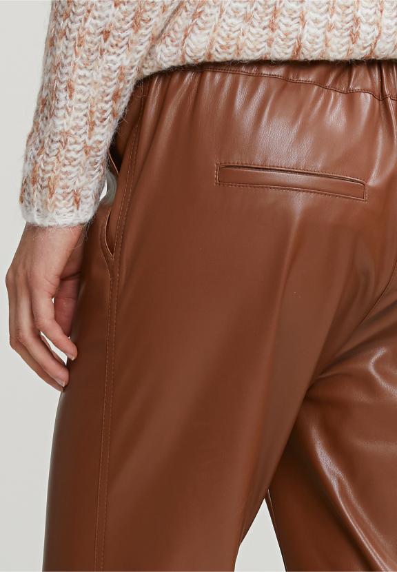 Brown Vegan Leather Pants - Bruin