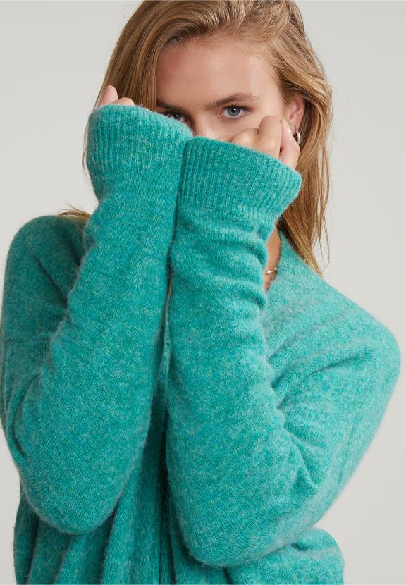 Green Long V-Neck Cardigan Long Sleeves - Groen