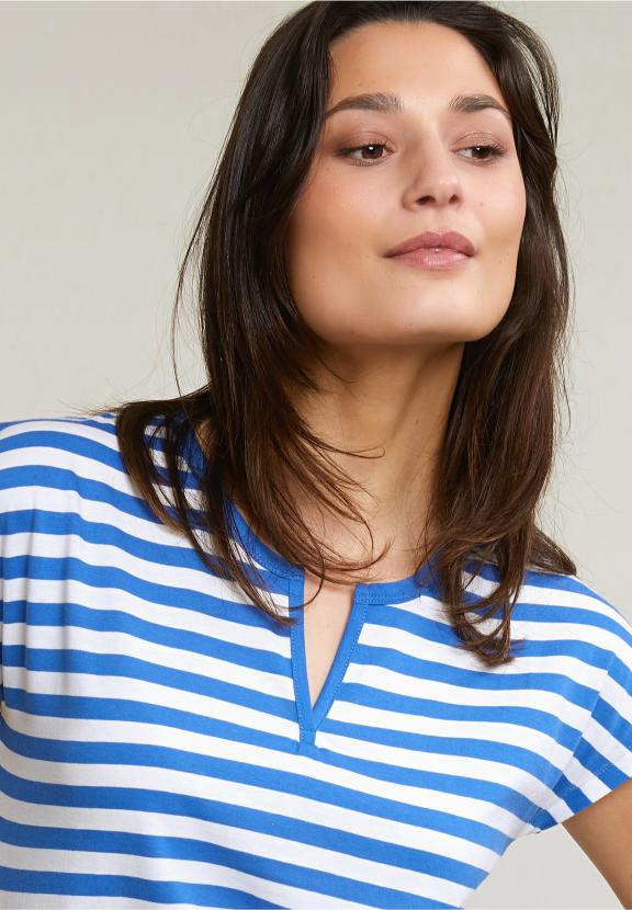 Blue/White Striped V-Neck T-Shirt - Blauw