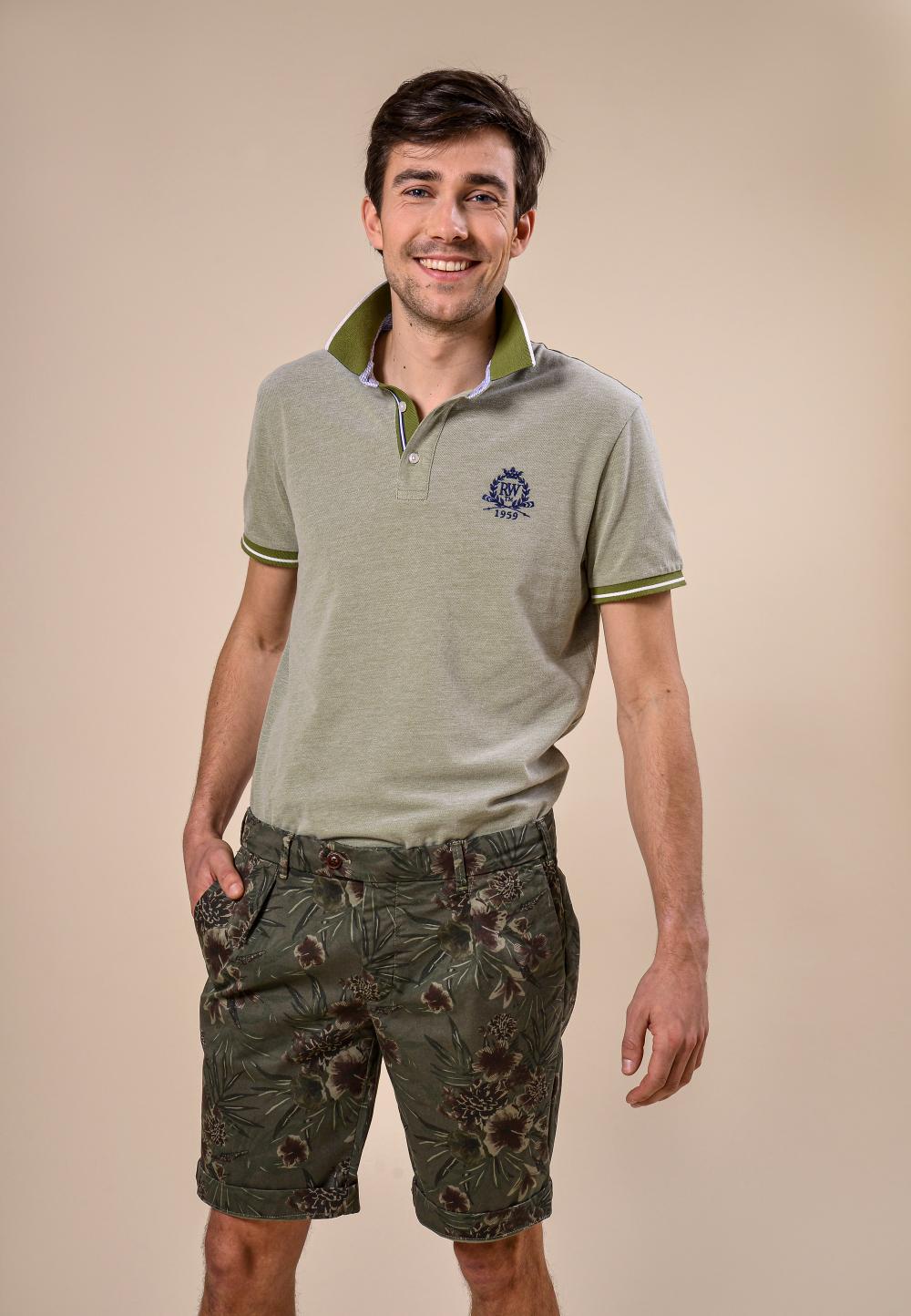 Shorts With Vintage Hibiscus Print - Groen