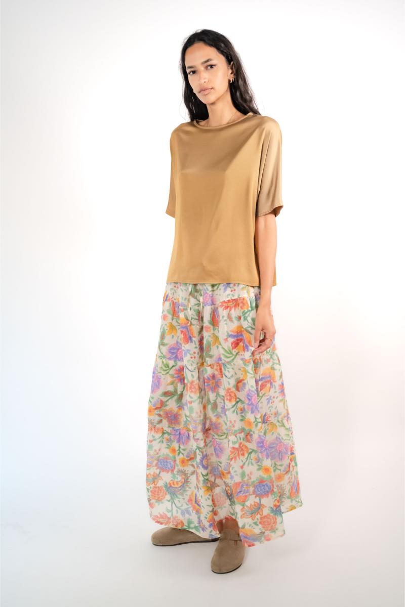 Rok - Sienna - Red Flowers