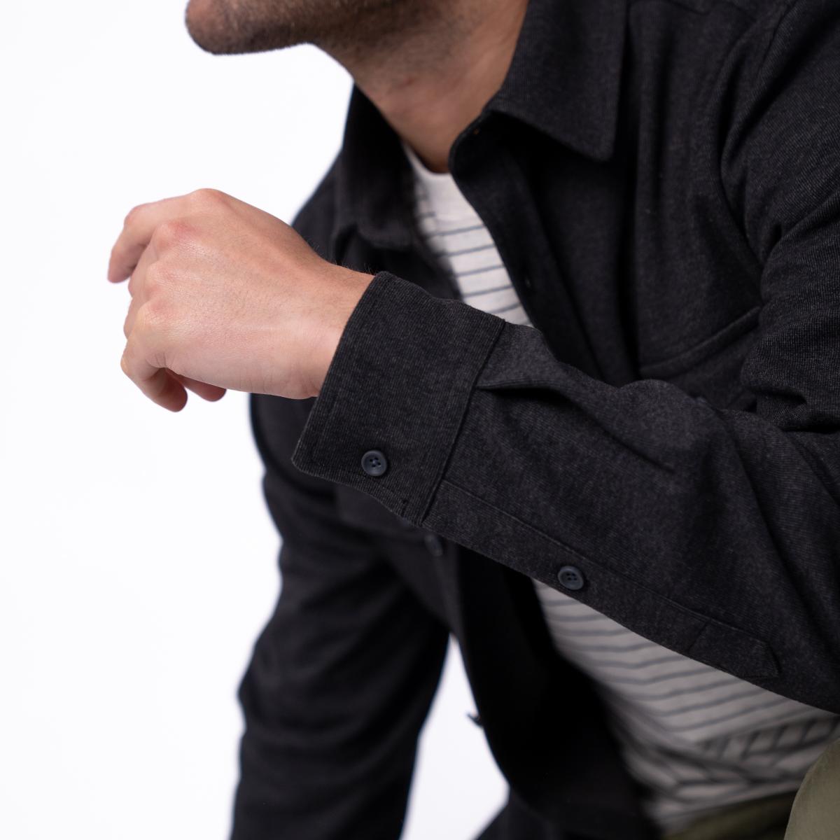 Kreukvrij gebreid overshirt - Zwart