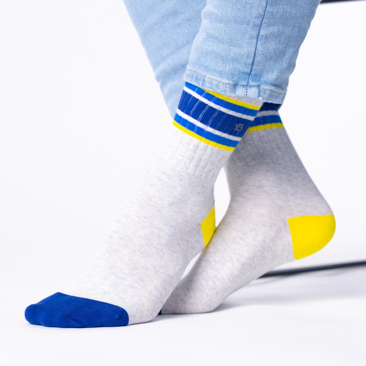 Chaussettes en coton peigné rétro - Gris, rayé bleu et jaune