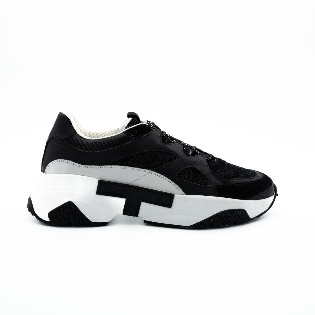 Tod's - Sneakers - Zwart