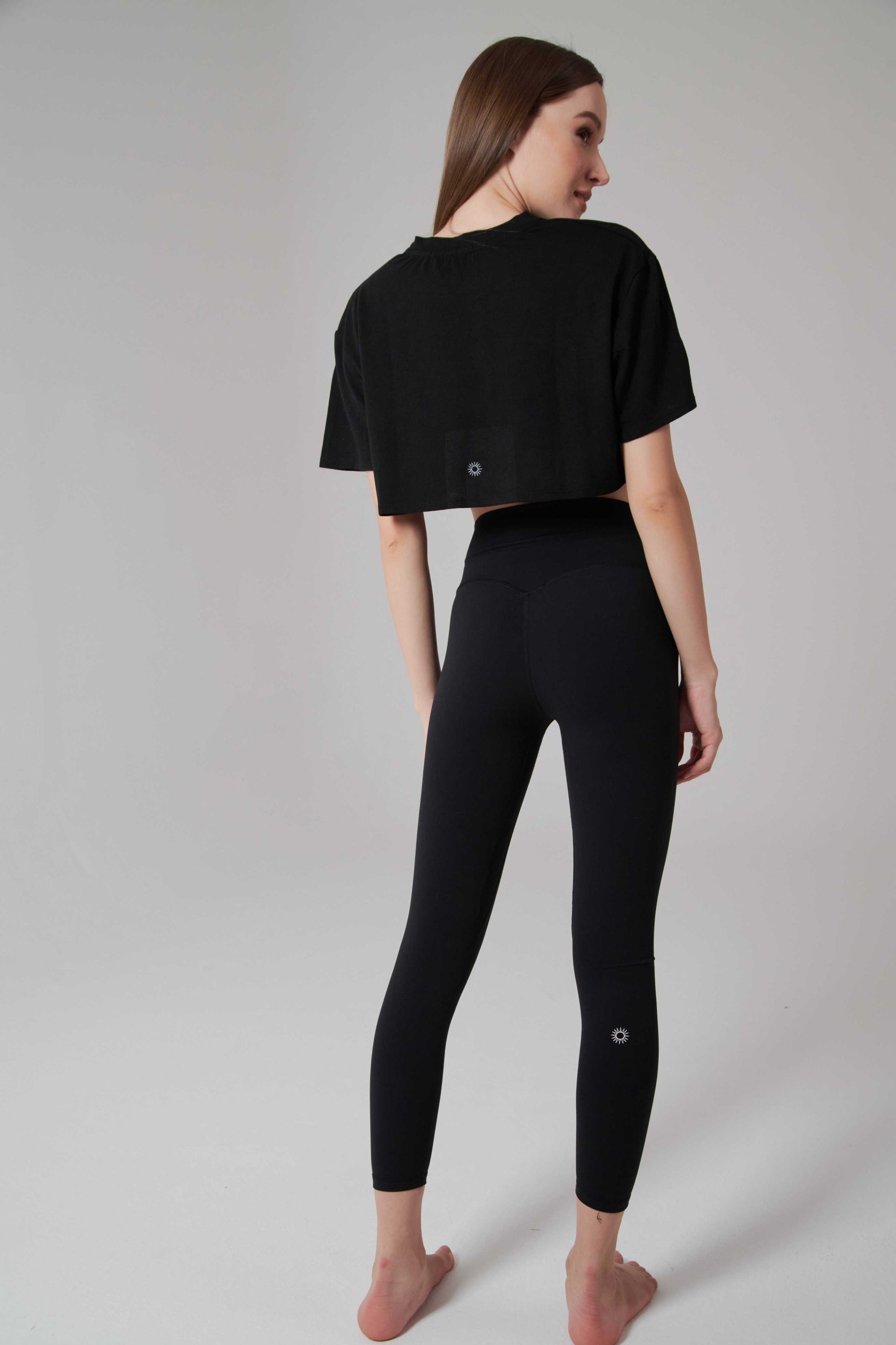 Crop T-Shirt - Zwart