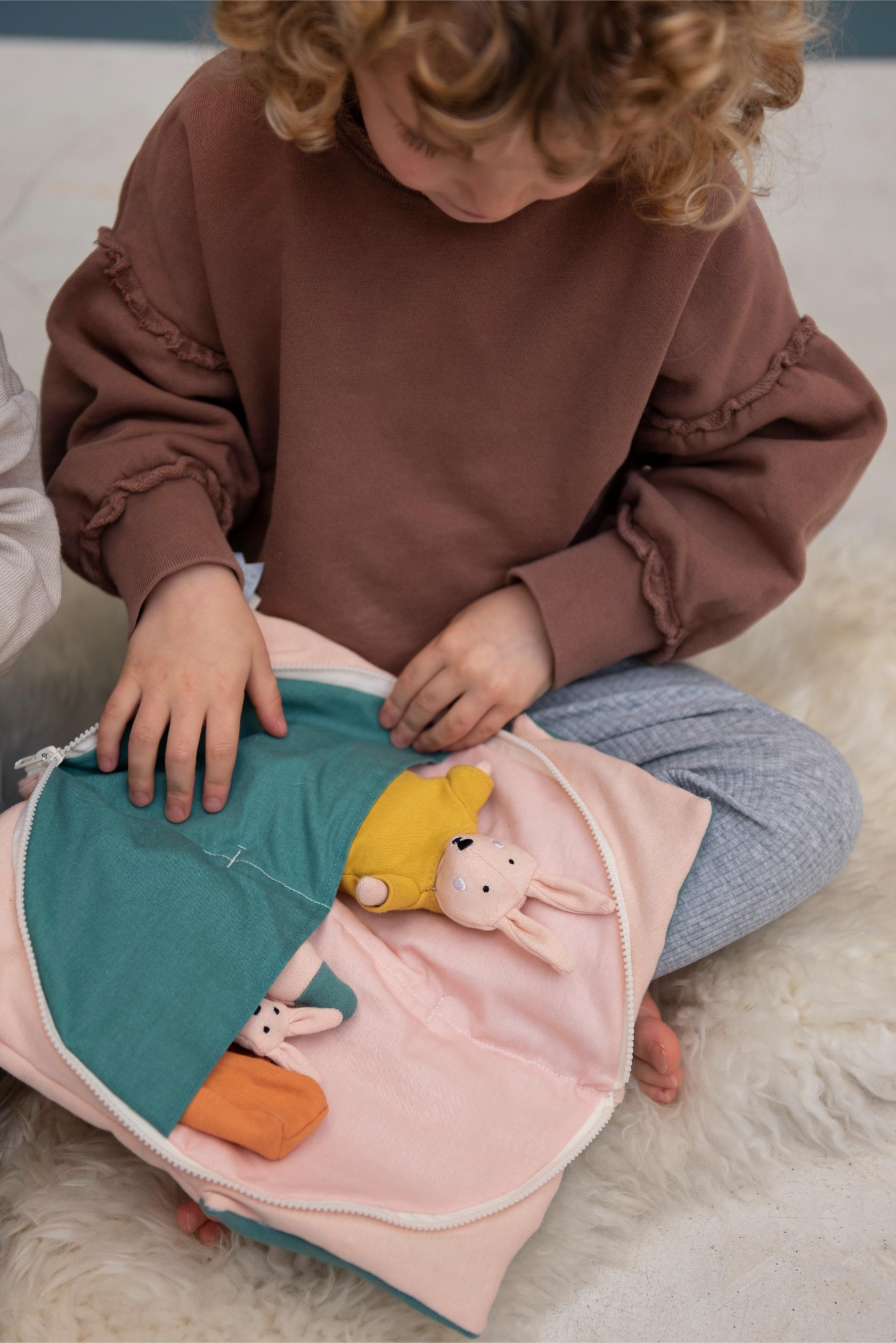 Puppet world M - Home