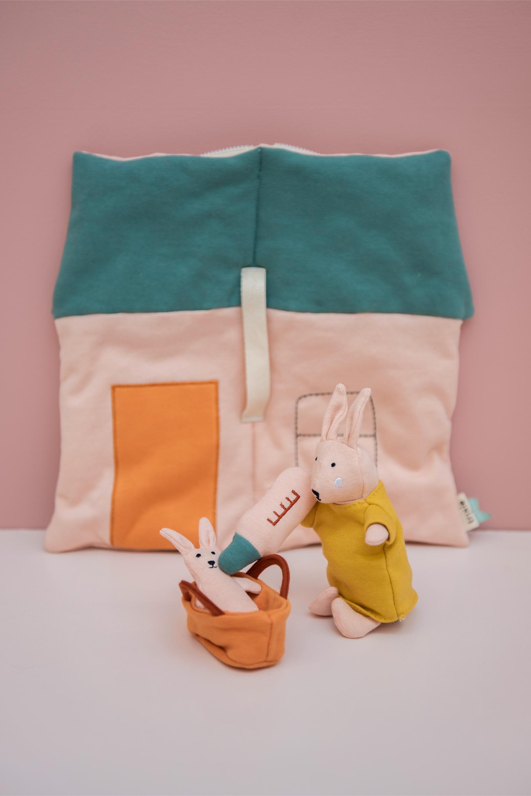 Puppet world M - Home