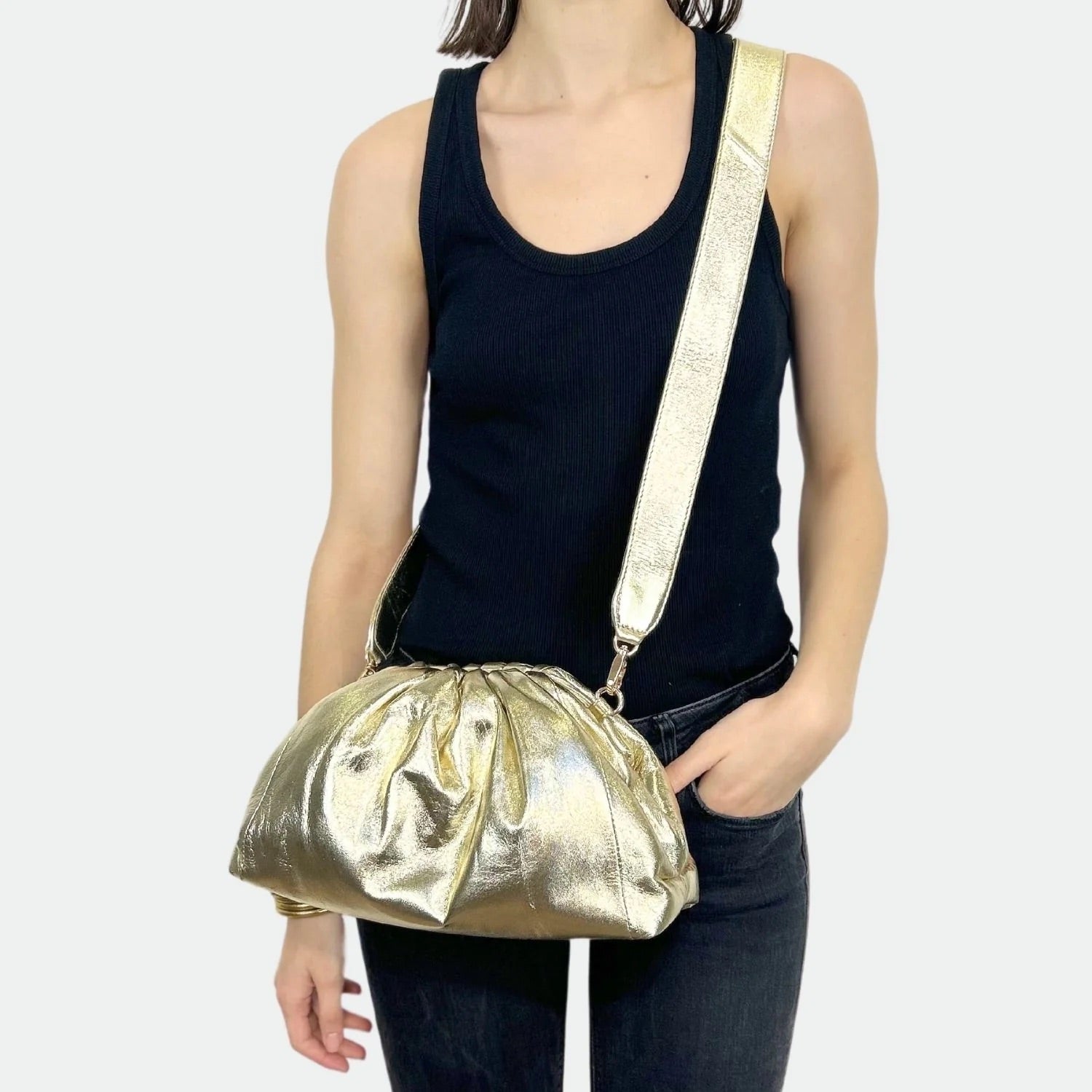 Uniq Big Shiny Gold