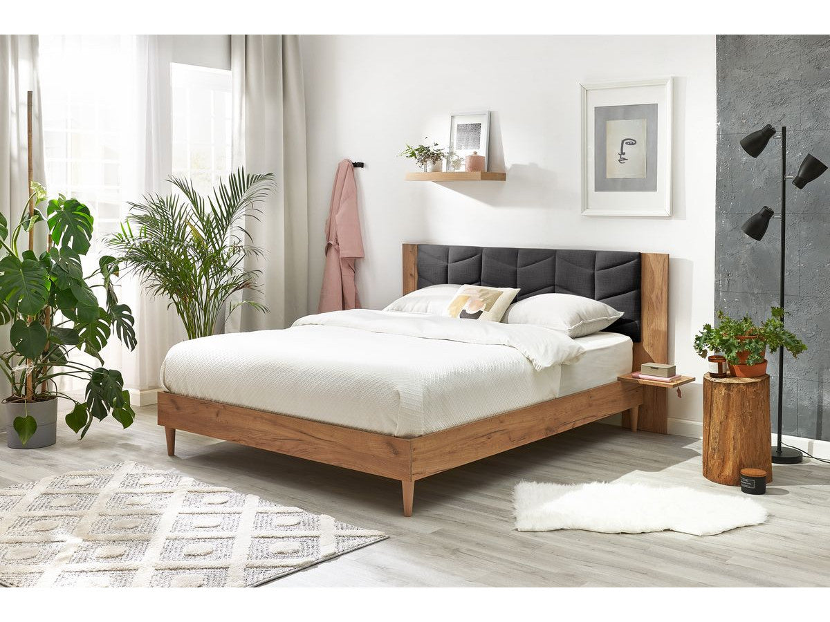 LEONA bed met massieve latten en poten van natuurlijk hout