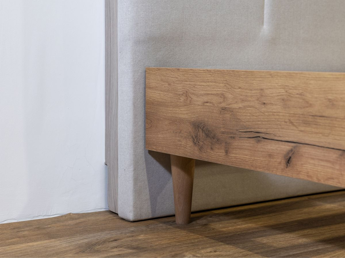 OLYMPE bed met hoofdeinde met opbergruimte, massieve latten en poten van natuurlijk hout