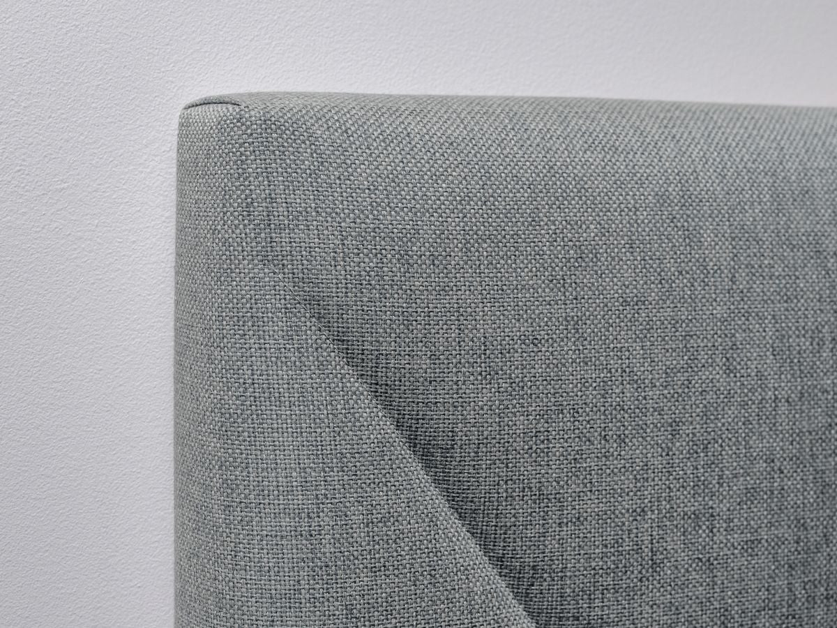 PANTHEON bed met massieve latten