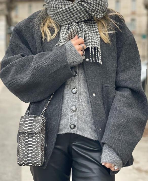 Meghan White & Black