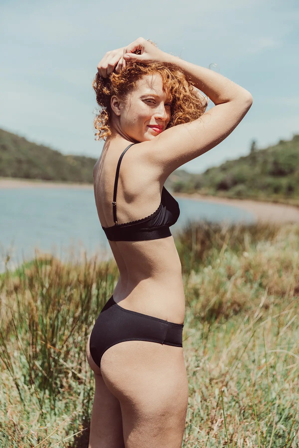 Tanga Idyie Zwart
