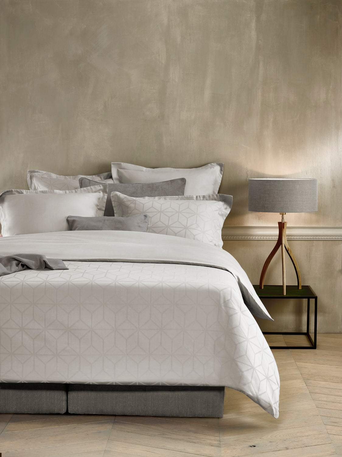 Luxury Collection - Skyscraper Silver