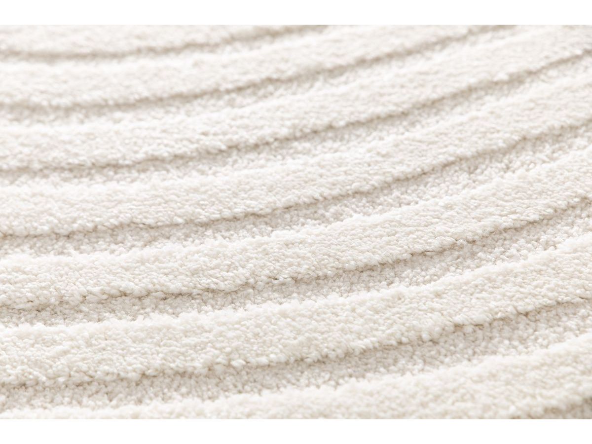 Kortharig tapijt BRIAC met geometrisch patroon - Beige