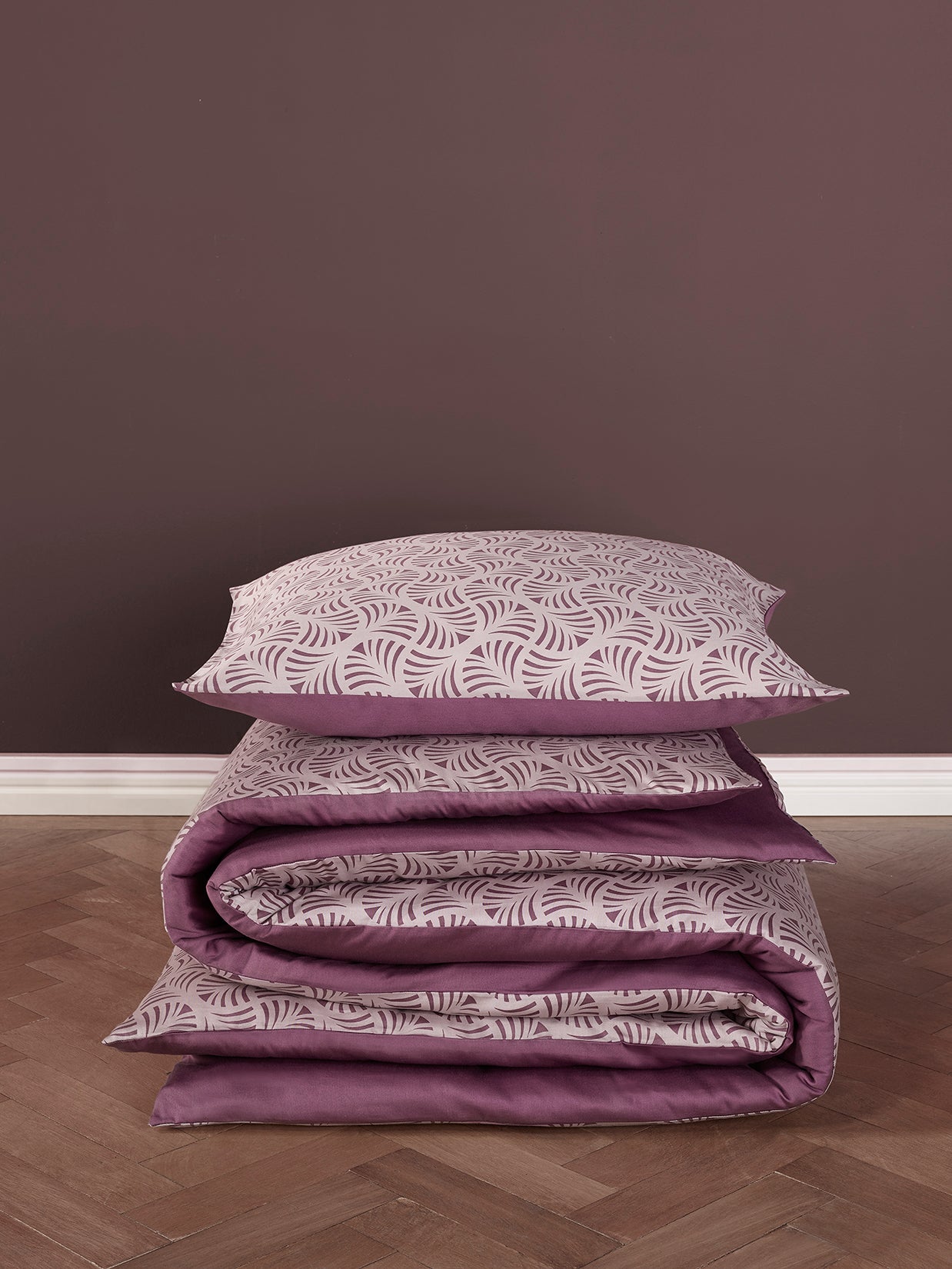 Luxury Collection - Flow Black Plum