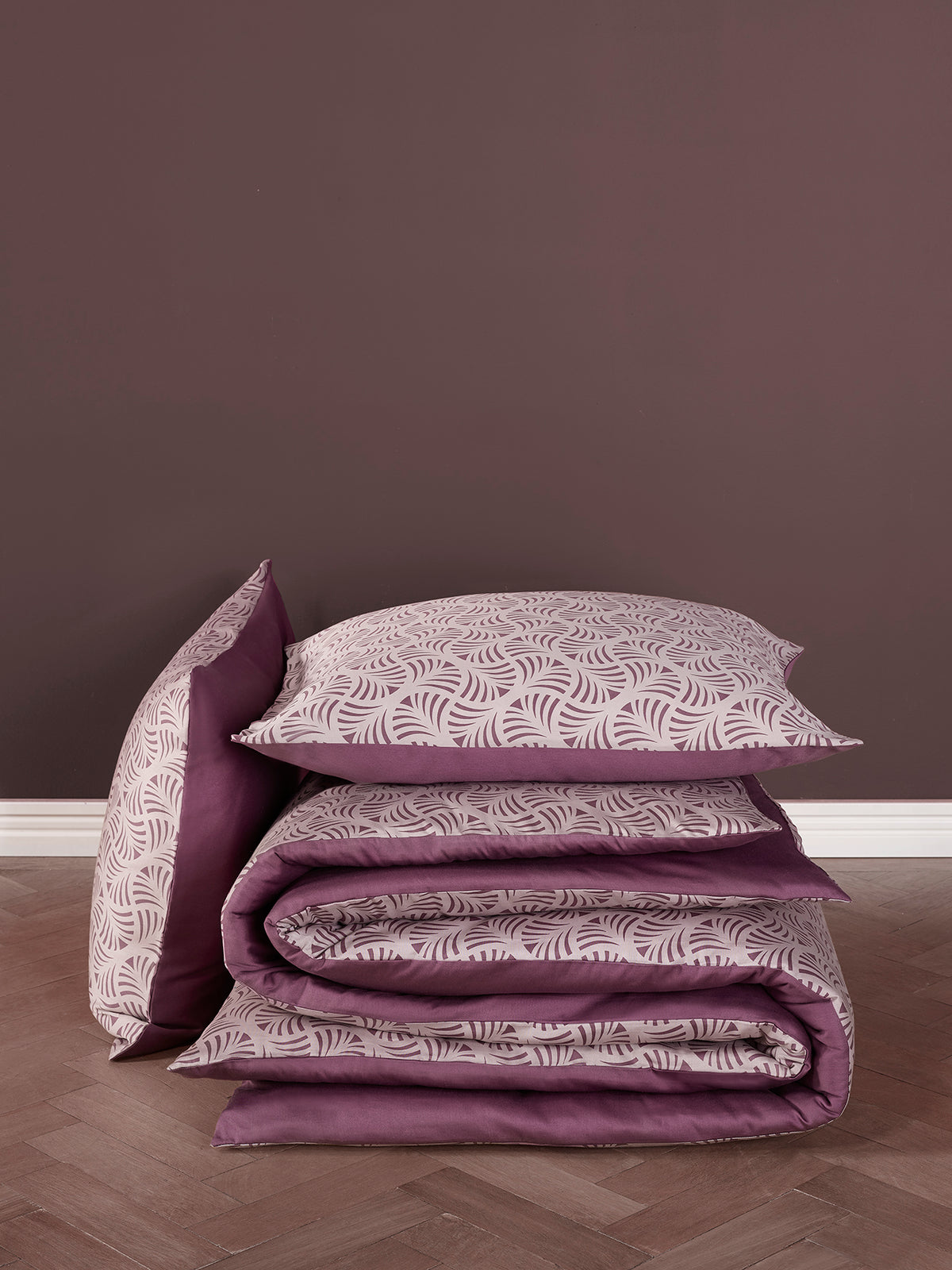 Luxury Collection - Flow Black Plum
